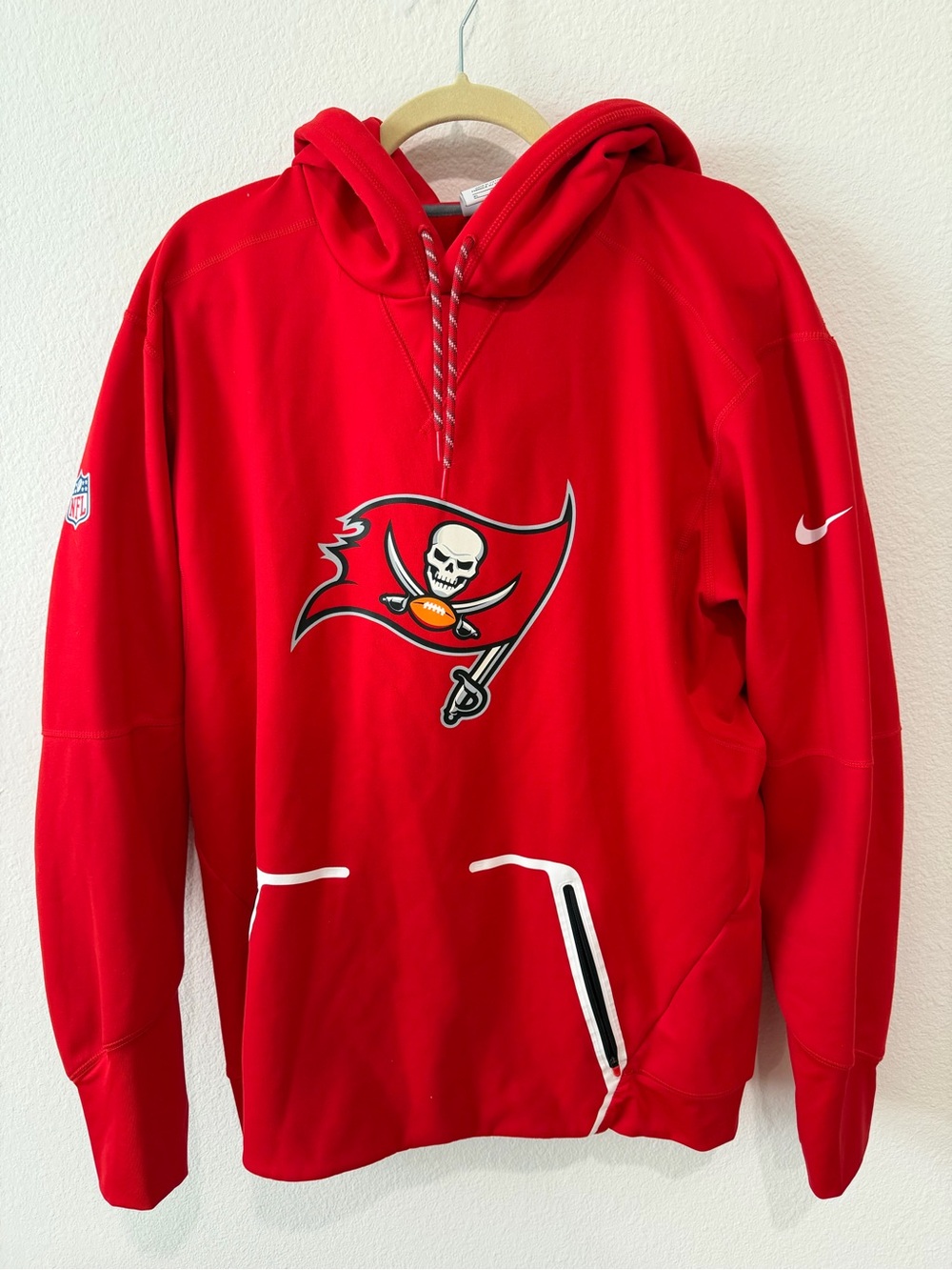 Nike Red Tampa Bay Buccaneers Pullover Hoodie